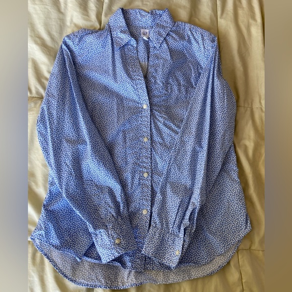 GAP Floral Blue Button Up & Pink Sweater (Bundle of 2!) - Picture 3 of 9